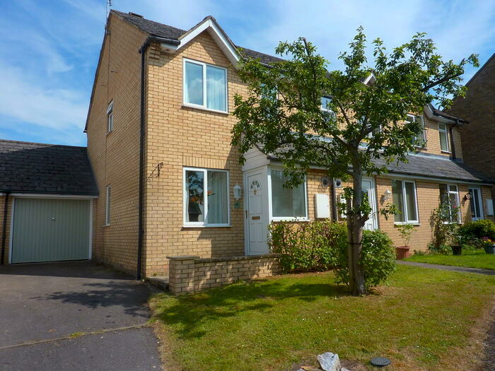 2 Bedroom End Of Terrace House To Rent In Chipping Norton, Oxfordshire, OX7