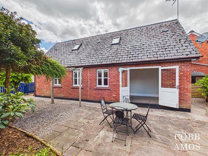 2 Bedroom Detached House For Sale In Etnam Street, Leominster, HR6