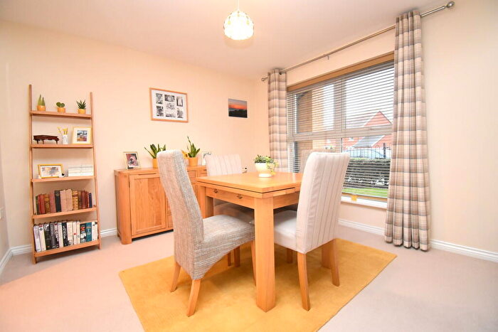 2 Bedroom Apartment For Sale In Venus Avenue, Biggleswade, SG18