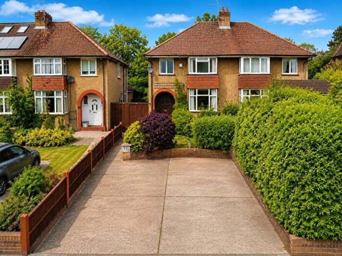 3 Bedroom Semi-Detached House For Sale In Folly Lane, St. Albans, AL3