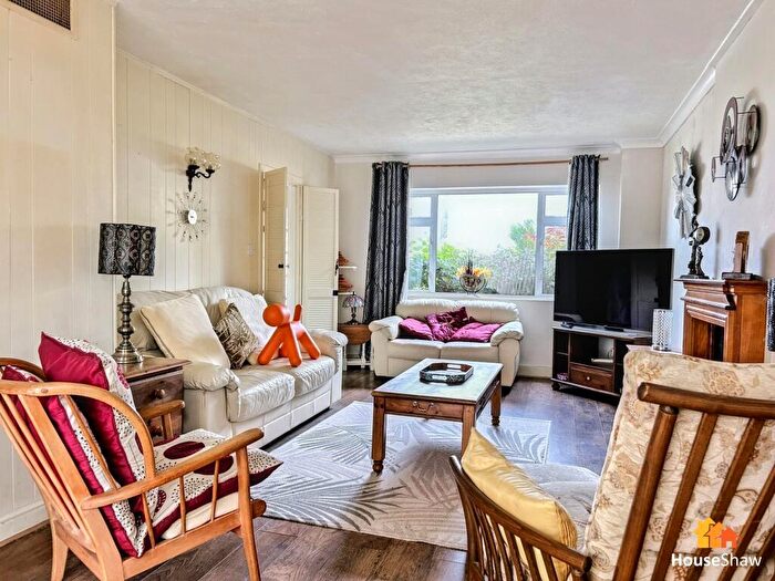 3 Bedroom Detached House For Sale In Icknield Close, Wendover, HP22