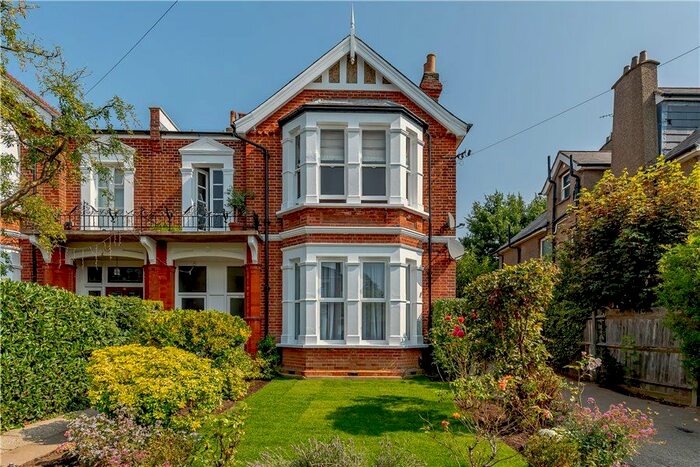 2 Bedroom Flat To Rent In Chester Road, Northwood HA6