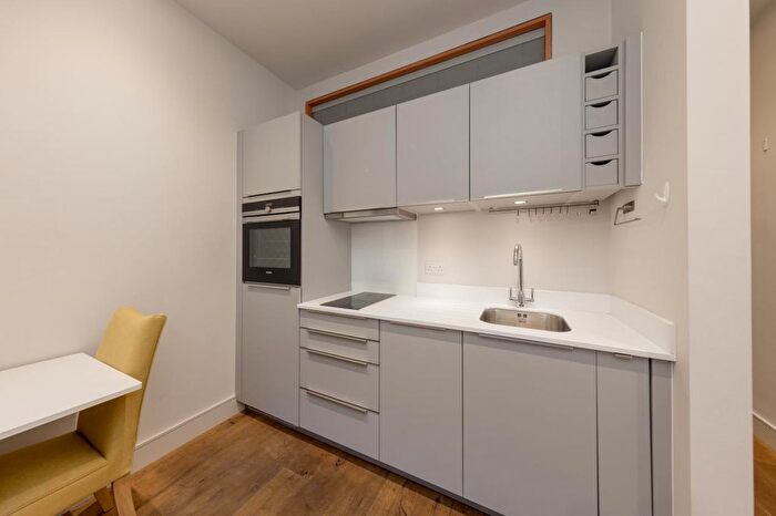 1 Bedroom Flat For Sale In Flat, Donaldson Drive, Edinburgh, EH12