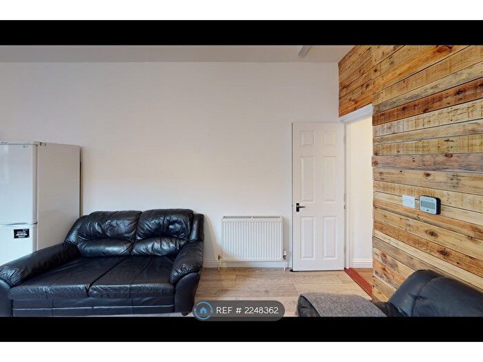 9 Bedroom Terraced House To Rent In Fraser Road, Southsea, PO5