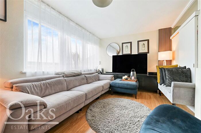 3 Bedroom Flat For Sale In Abbots Park, Tulse Hill, SW2