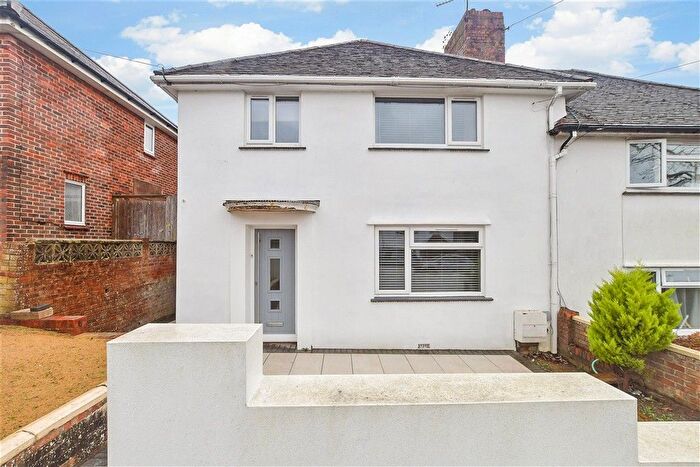 3 Bedroom Semi Detached House For Sale In Midhurst Rise, Brighton, East Sussex, BN1