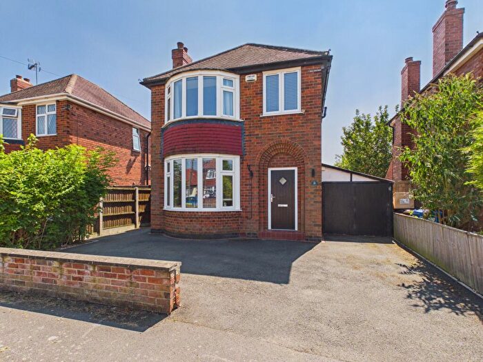 3 Bedroom Detached House For Sale In Carlton Gardens, Shelton Lock, DE24