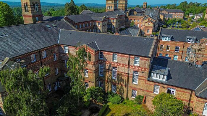1 Bedroom Flat For Sale In Southdowns Park, Haywards Heath, RH16