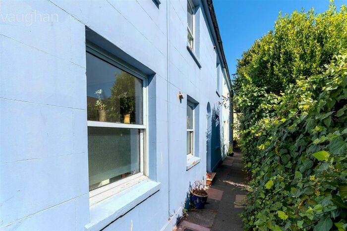 2 Bedroom Detached House To Rent In Trafalgar Terrace, Brighton, East Sussex, BN1