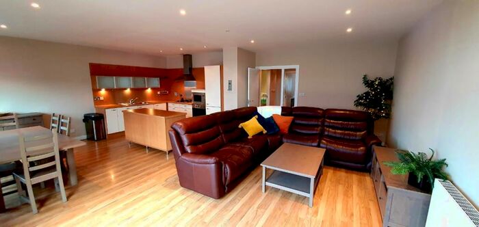 2 Bedroom Flat To Rent In Finnieston Street, Glasgow, G3