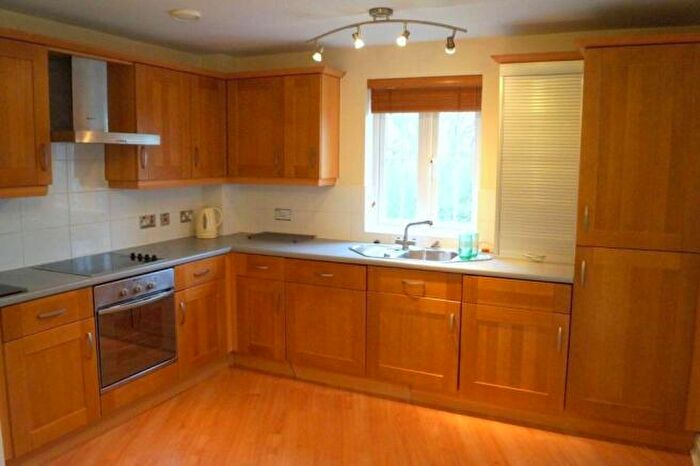 1 Bedroom Flat To Rent In Tenby Grove, Kingsmead, MK4
