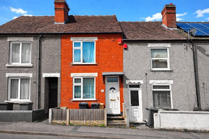 2 Bedroom Terraced House For Sale In Westbury Road, Nuneaton, Warwickshire, CV10