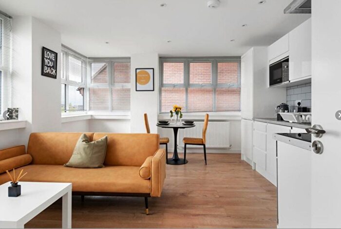 1 Bedroom Flat To Rent In Rickfords Hill, Aylesbury, HP20