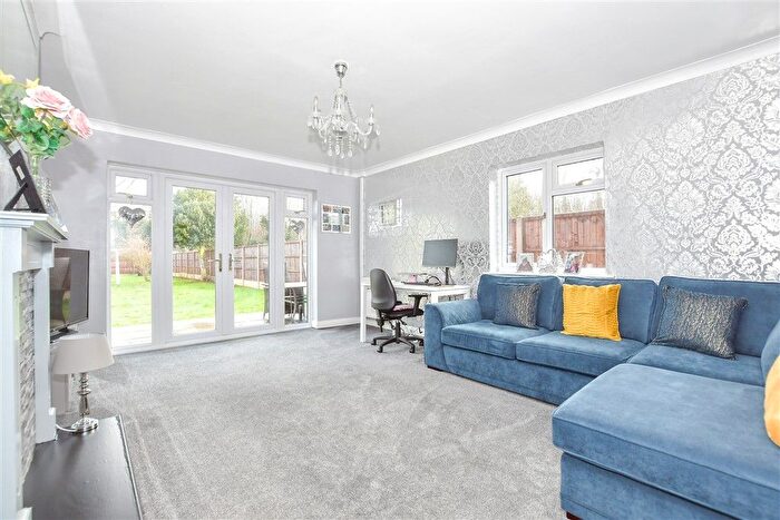 3 Bedroom Detached Bungalow For Sale In Ulcombe Road, Ulcombe, Maidstone, Kent, ME17