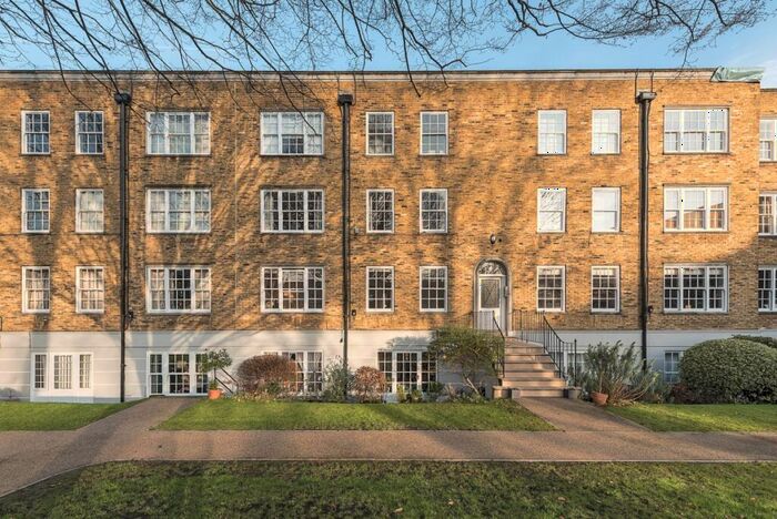 2 Bedroom Apartment To Rent In John Spencer Square London, N1