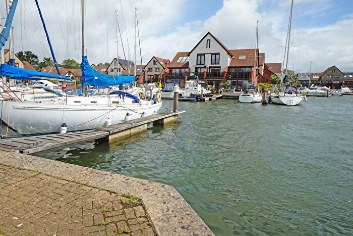 Garage / Parking To Rent In Mooring, Newlyn Way, Port Solent, PO6