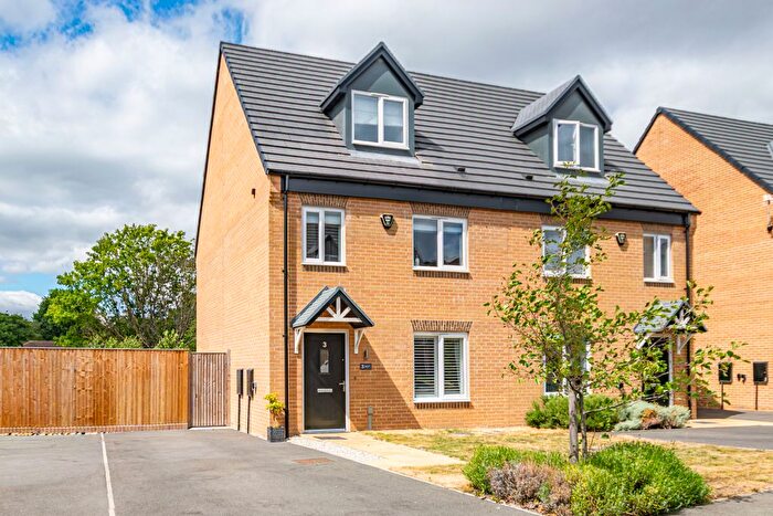 4 Bedroom Semi-Detached House For Sale In Buckthorn Avenue, Leeds, LS7