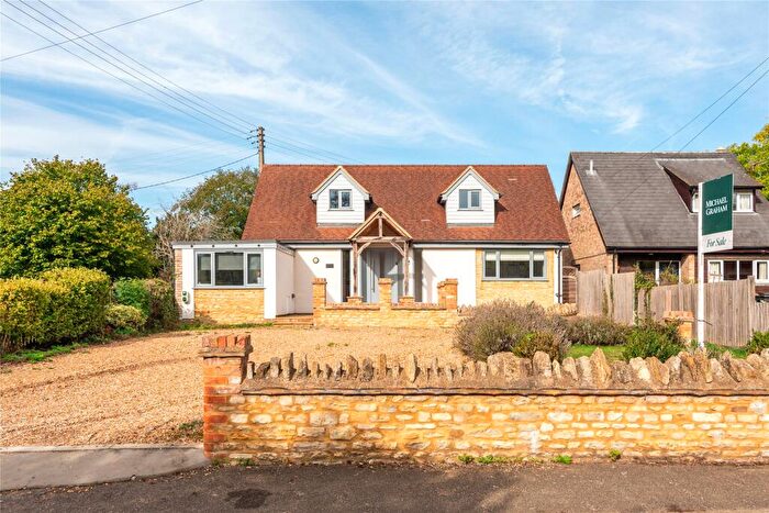 5 Bedroom Detached House For Sale In Horsefair Lane, Odell, Bedfordshire, MK43