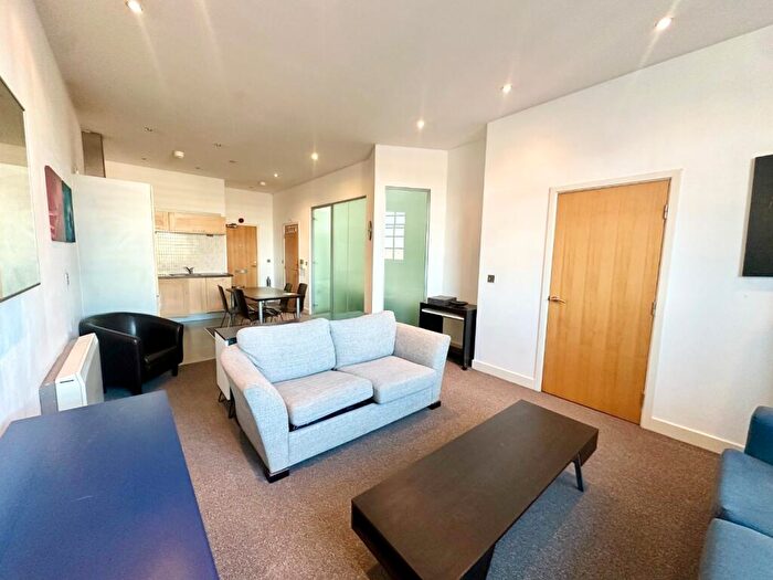 2 Bedroom Apartment To Rent In Castle Exchange, Broad Street, Nottingham, Nottinghamshire, NG1