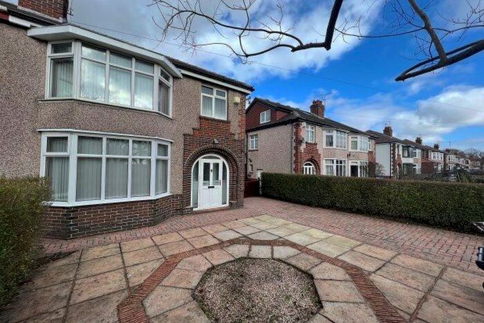 3 Bedroom Semi-Detached House To Rent In Norton Lane, Sheffield, S8