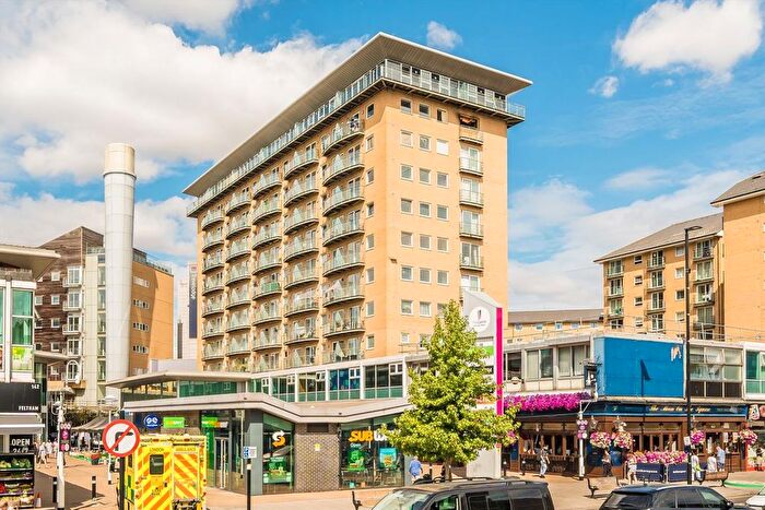 2 Bedroom Flat To Rent In High Street, Feltham, TW13
