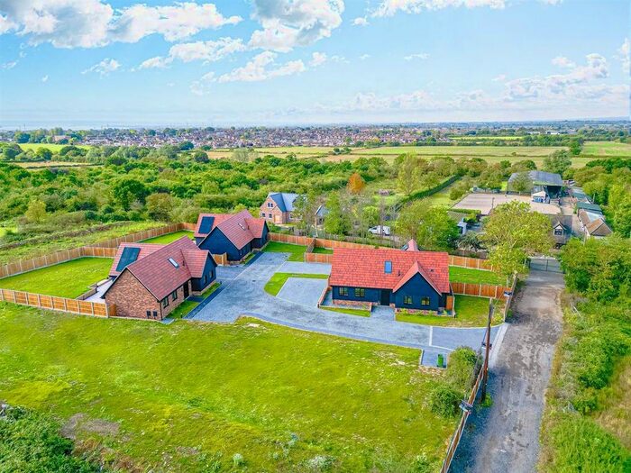 3 Bedroom Detached House To Rent In High Road, Fobbing, Stanford-Le-Hope, SS17