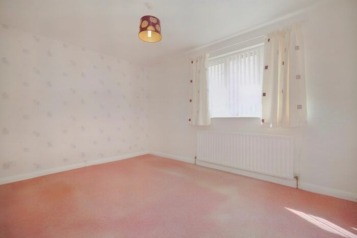 2 Bedroom Semi-Detached House For Sale In Ellerburn Drive, Bridlington, YO16