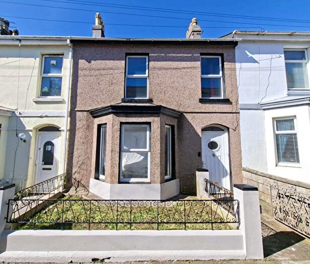 3 Bedroom Terraced House For Sale In Watson Gardens, Plymouth, PL4