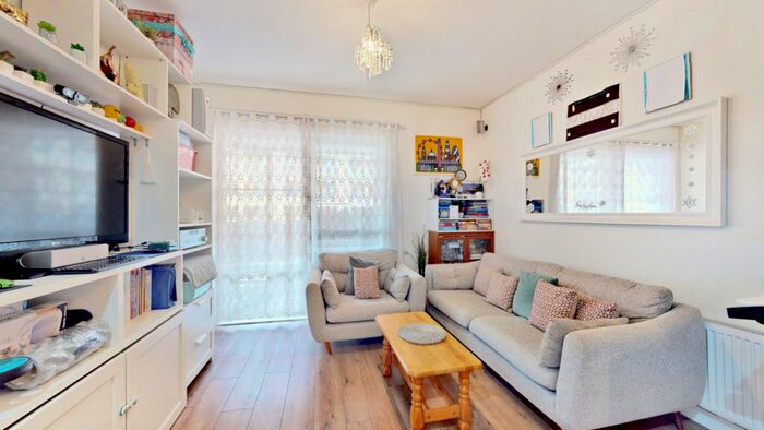 2 Bedroom Flat For Sale In Lariat Court, Ketch Street, Barking, IG11
