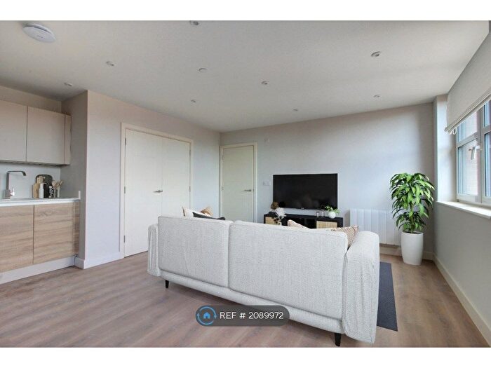 1 Bedroom Flat To Rent In Bournemouth House, Bournemouth, BH1