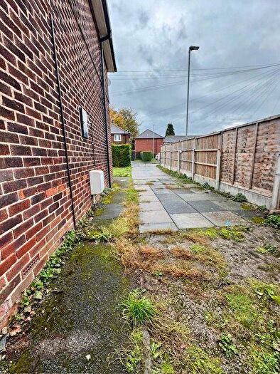 3 Bedroom Semi-Detached House For Sale In Felton Avenue, Close To Civic Centre, Manchester, M22