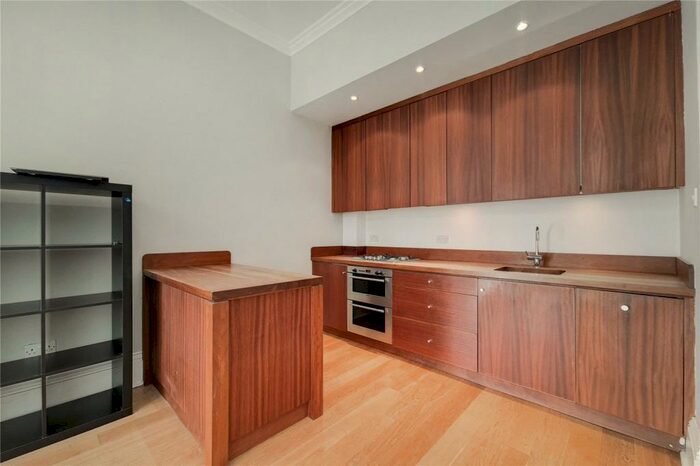 1 Bedroom Flat To Rent In Albany Street, London, NW1