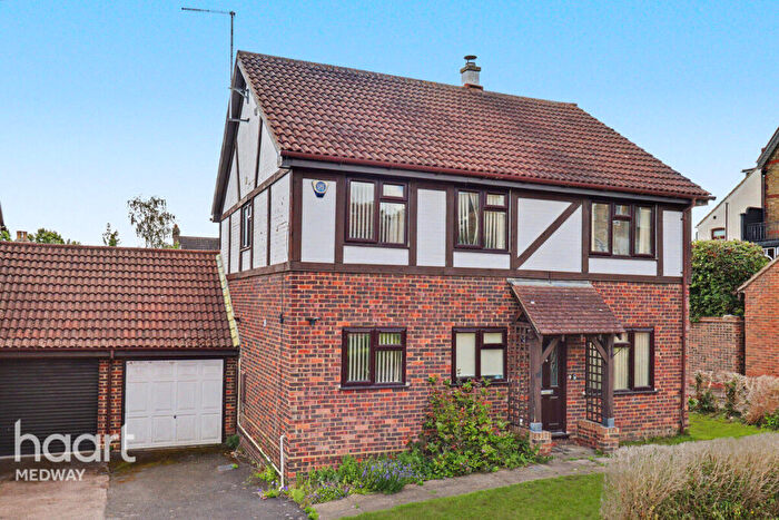 4 Bedroom Detached House For Sale In Honeypot Close, Rochester, ME2