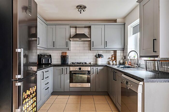3 Bedroom Semi-Detached House For Sale In Sandown Drive, Chippenham, SN14