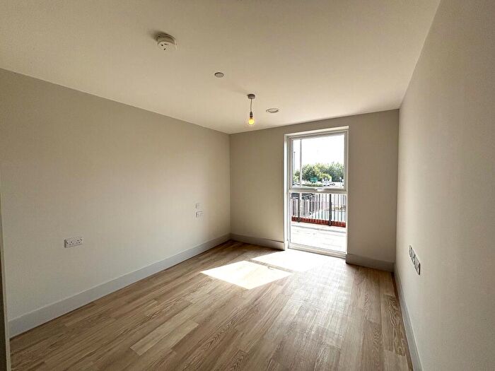 2 Bedroom Apartment To Rent In Prince Charles Road, Exeter, EX4