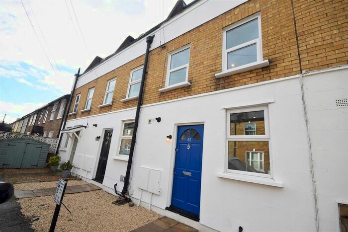 3 Bedroom Terraced House To Rent In Lion Road, Twickenham, TW1