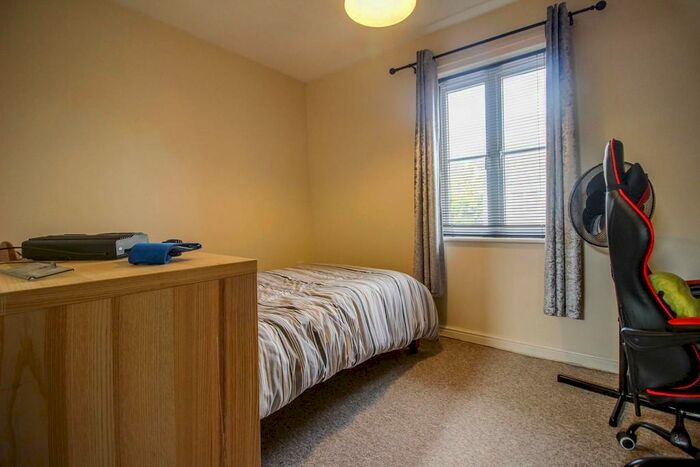 2 Bedroom Apartment To Rent In Dorney Road, Oakhurst, Swindon, SN25
