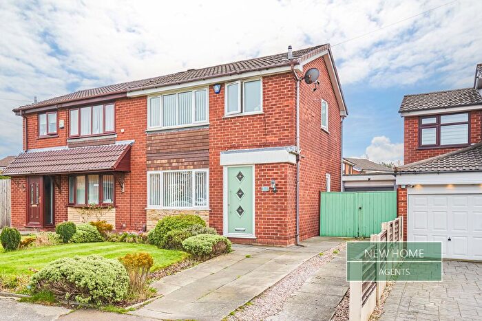 3 Bedroom Semi Detached House For Sale In Somerton Road, Breightmet, Bolton, BL2
