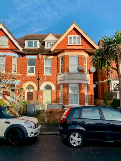 Studio To Rent In Boscombe, BH1