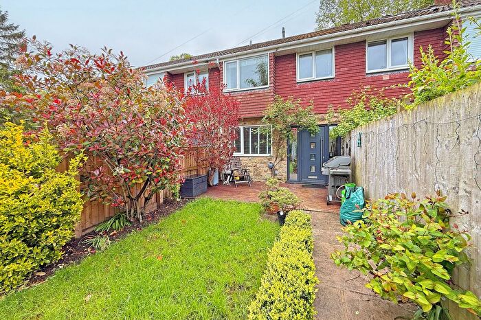 3 Bedroom Terraced House For Sale In Cornwall Road, Harrogate, HG1