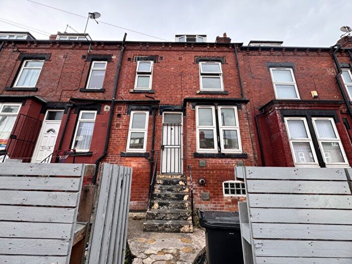 2 Bedroom Terraced House To Rent In Compton Crescent, Leeds, LS9