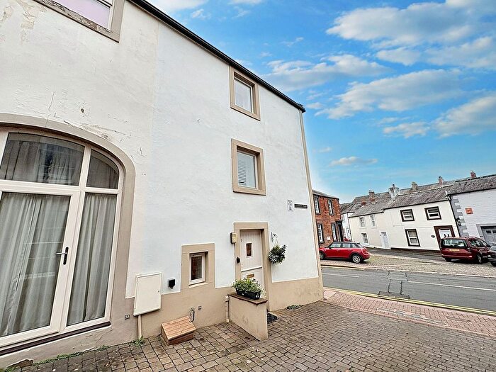 2 Bedroom Maisonette To Rent In Carricks Yard, Brampton, CA8