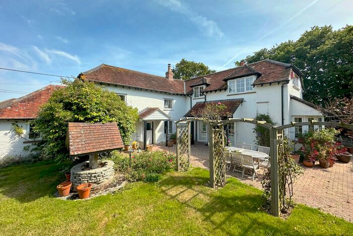 3 Bedroom Detached House For Sale In Main Road, East Boldre, Hampshire, SO42