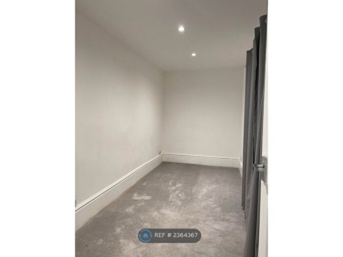 1 Bedroom Flat To Rent In Witney, Witney, OX28