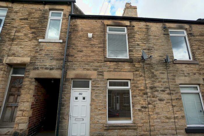 4 Bedroom Terraced House To Rent In Lydgate Lane, Sheffield, S10