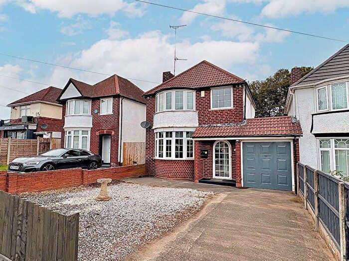 3 Bedroom Detached House For Sale In Old Park Road, Dudley, DY1