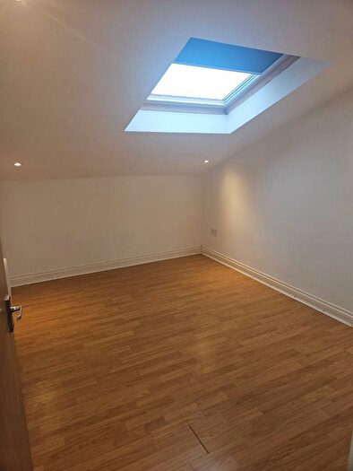 2 Bedroom Flat To Rent In Berwick Street, Liverpool, L6