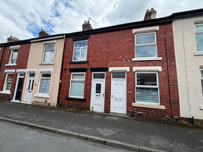 3 Bedroom Terraced House For Sale In Avenue Grove, Harrogate, HG2