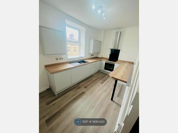 3 Bedroom Terraced House To Rent In Manchester Road, Mossley, Ashton-Under-Lyne, OL5