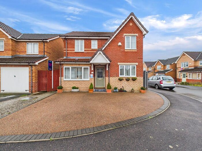 4 Bedroom Detached House For Sale In Highgrove Way, Kingswood, Hull, HU7